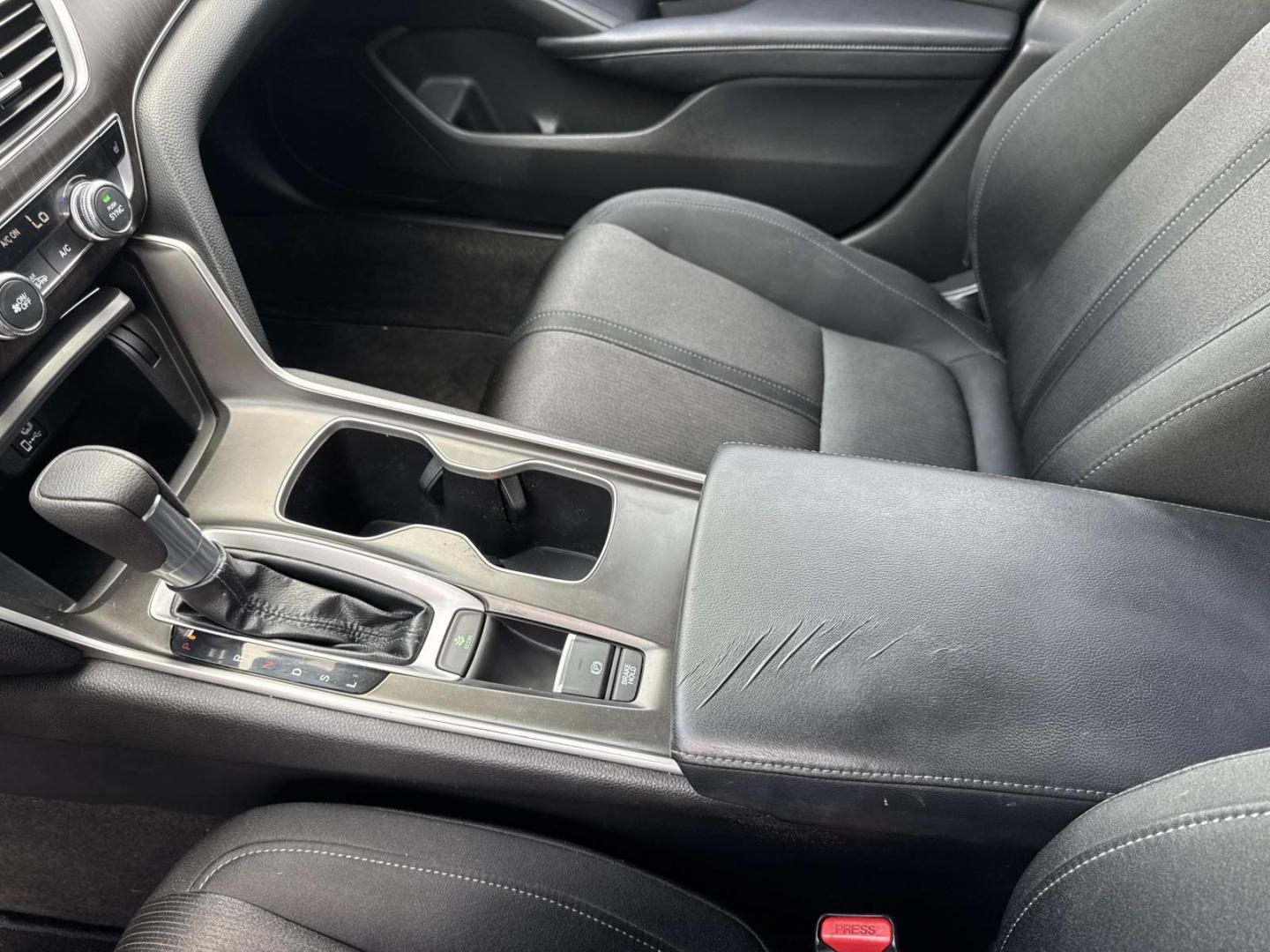 2018 Silver /Black Honda Accord Sedan EX 1.5T CVT (1HGCV1F44JA) , Automatic transmission, located at 6904 Johnston St., Lafayette, LA, 70503, (337) 988-1960, 30.143589, -92.100601 - Photo#28