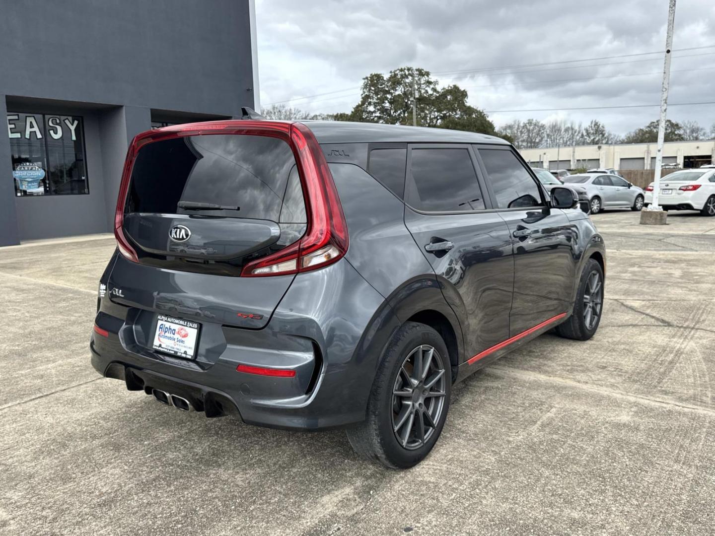 2020 Gray /Black Kia Soul GT-Line Turbo DCT (KNDJ53AF9L7) , Automatic transmission, located at 6904 Johnston St., Lafayette, LA, 70503, (337) 988-1960, 30.143589, -92.100601 - Photo#6