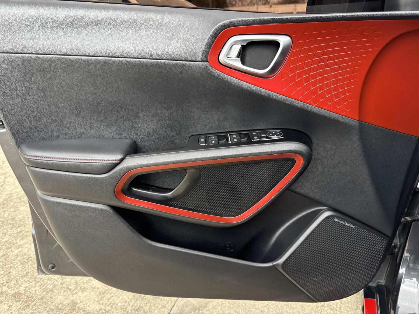 2020 Gray /Black Kia Soul GT-Line Turbo DCT (KNDJ53AF9L7) , Automatic transmission, located at 6904 Johnston St., Lafayette, LA, 70503, (337) 988-1960, 30.143589, -92.100601 - Photo#17