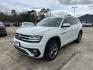 2019 White /Black Volkswagen Atlas 3.6L V6 SEL R-Line FWD (1V2SR2CA1KC) , Automatic transmission, located at 6904 Johnston St., Lafayette, LA, 70503, (337) 988-1960, 30.143589, -92.100601 - Photo#2