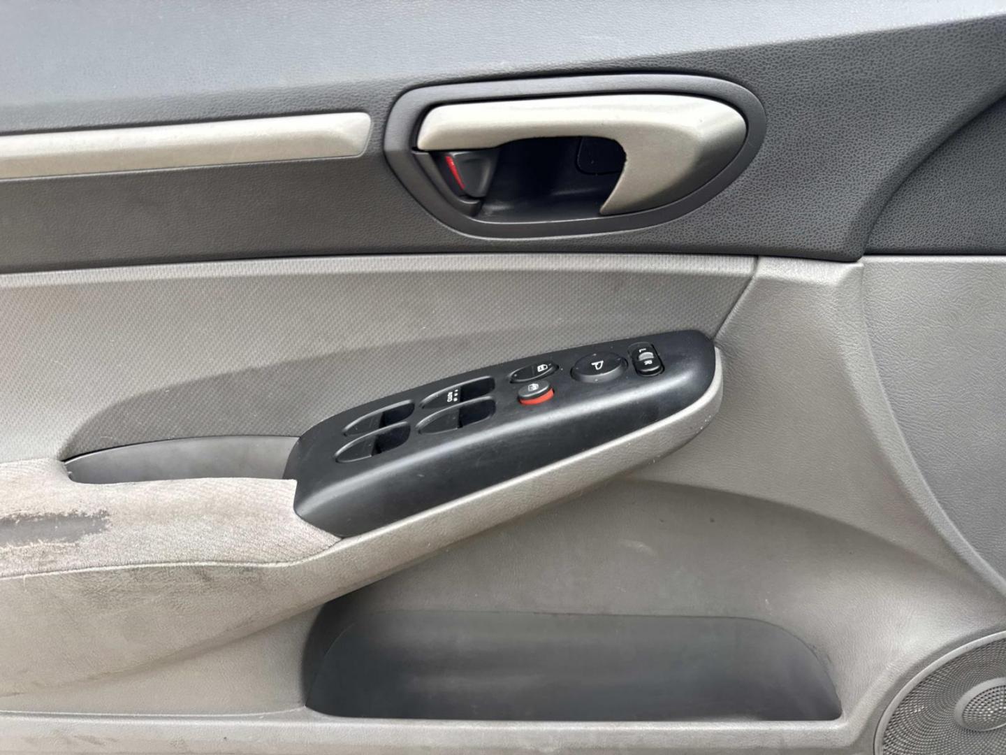 2007 Gold /Gray Honda Civic Sdn 4dr AT EX (1HGFA16857L) , Automatic transmission, located at 6904 Johnston St., Lafayette, LA, 70503, (337) 988-1960, 30.143589, -92.100601 - Photo#19