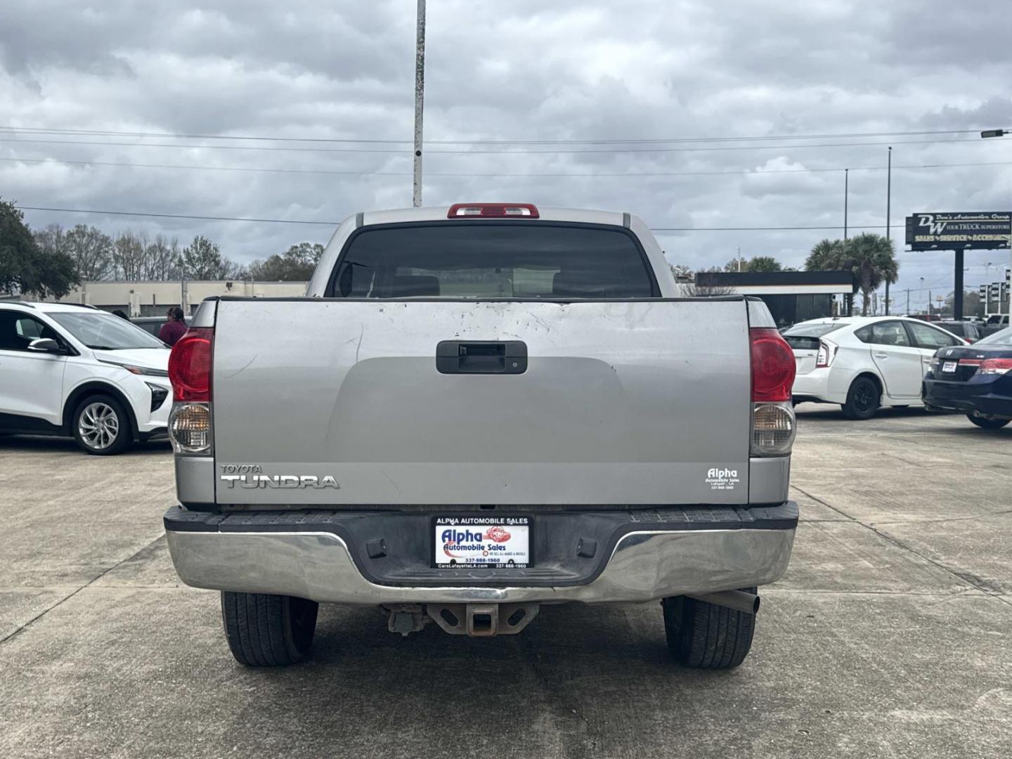 2007 Silver /Gray Toyota Tundra 2WD CrewMax 145.7 5.7L SR5 (Natl) (5TBEV54137S) , Automatic transmission, located at 6904 Johnston St., Lafayette, LA, 70503, (337) 988-1960, 30.143589, -92.100601 - May need some tune up / plugs or wire etc. - Photo#5