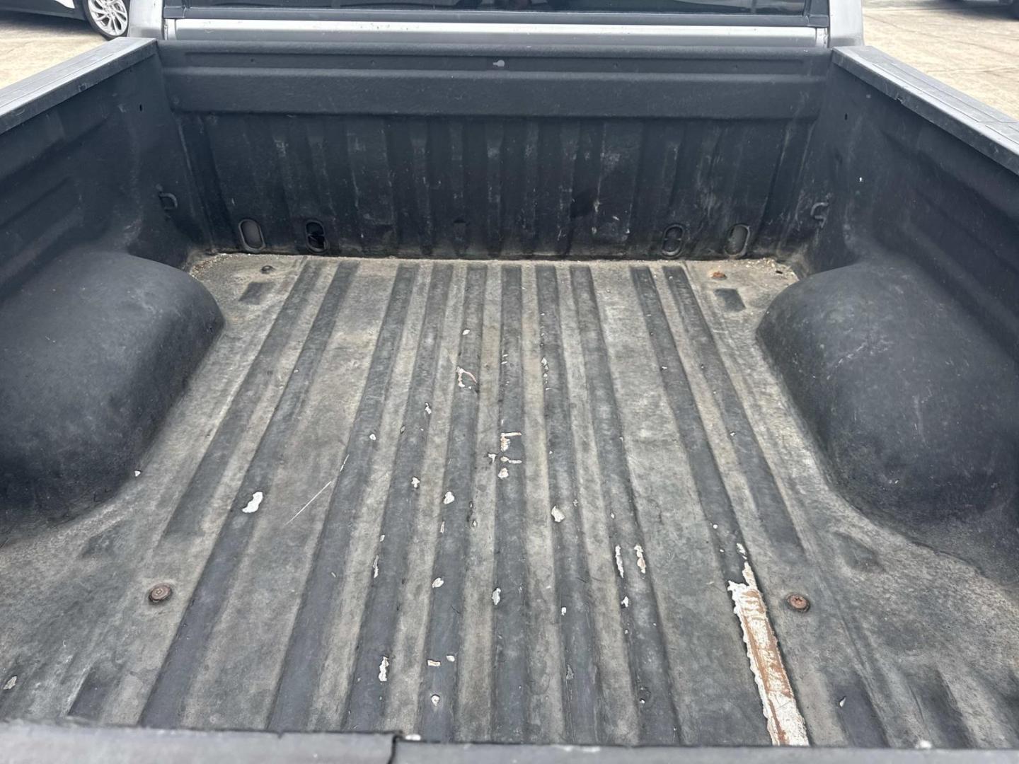 2007 Silver /Gray Toyota Tundra 2WD CrewMax 145.7 5.7L SR5 (Natl) (5TBEV54137S) , Automatic transmission, located at 6904 Johnston St., Lafayette, LA, 70503, (337) 988-1960, 30.143589, -92.100601 - May need some tune up / plugs or wire etc. - Photo#7