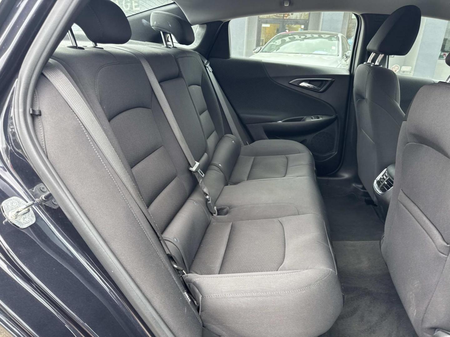 2023 Gray /Black Chevrolet Malibu 4dr Sdn 1LT (1G1ZD5ST5PF) , Automatic transmission, located at 6904 Johnston St., Lafayette, LA, 70503, (337) 988-1960, 30.143589, -92.100601 - Photo#8