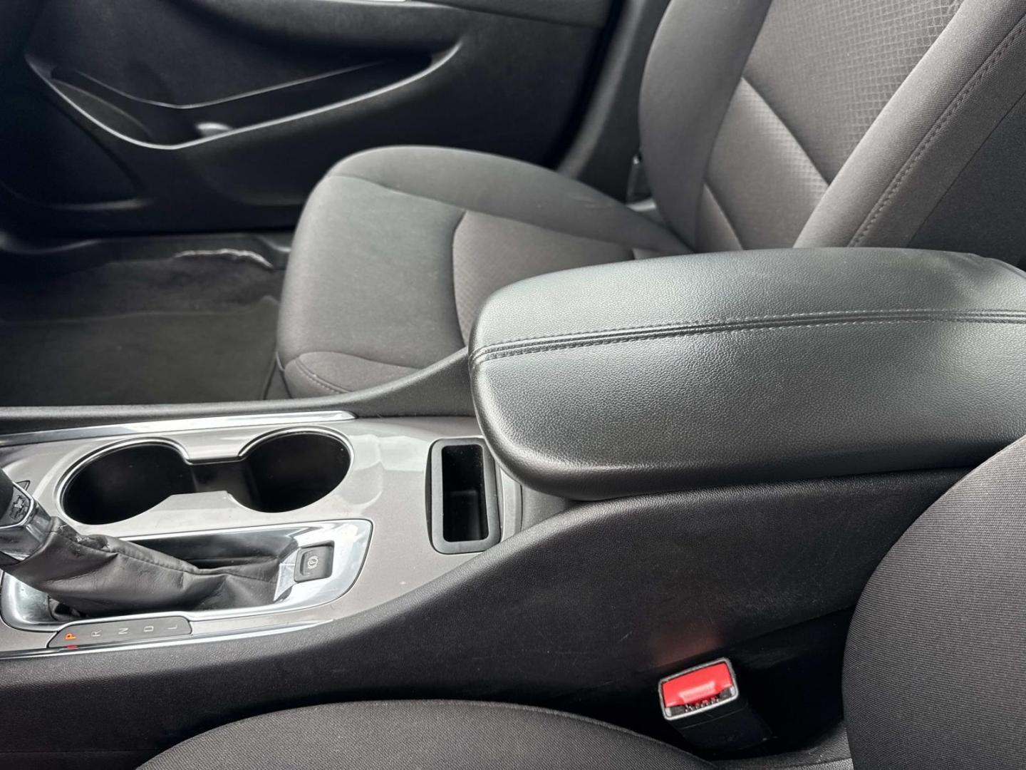 2023 Gray /Black Chevrolet Malibu 4dr Sdn 1LT (1G1ZD5ST5PF) , Automatic transmission, located at 6904 Johnston St., Lafayette, LA, 70503, (337) 988-1960, 30.143589, -92.100601 - Photo#27