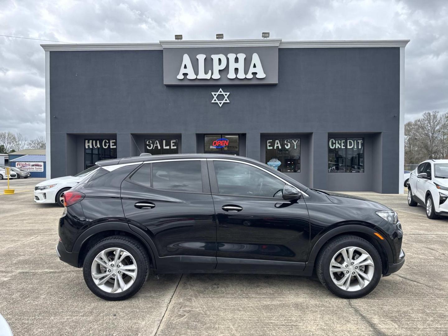 2021 Black /Ebony with Ebony interior accents Buick Encore GX FWD 4dr Preferred (KL4MMBS25MB) , Automatic transmission, located at 6904 Johnston St., Lafayette, LA, 70503, (337) 988-1960, 30.143589, -92.100601 - Photo#0