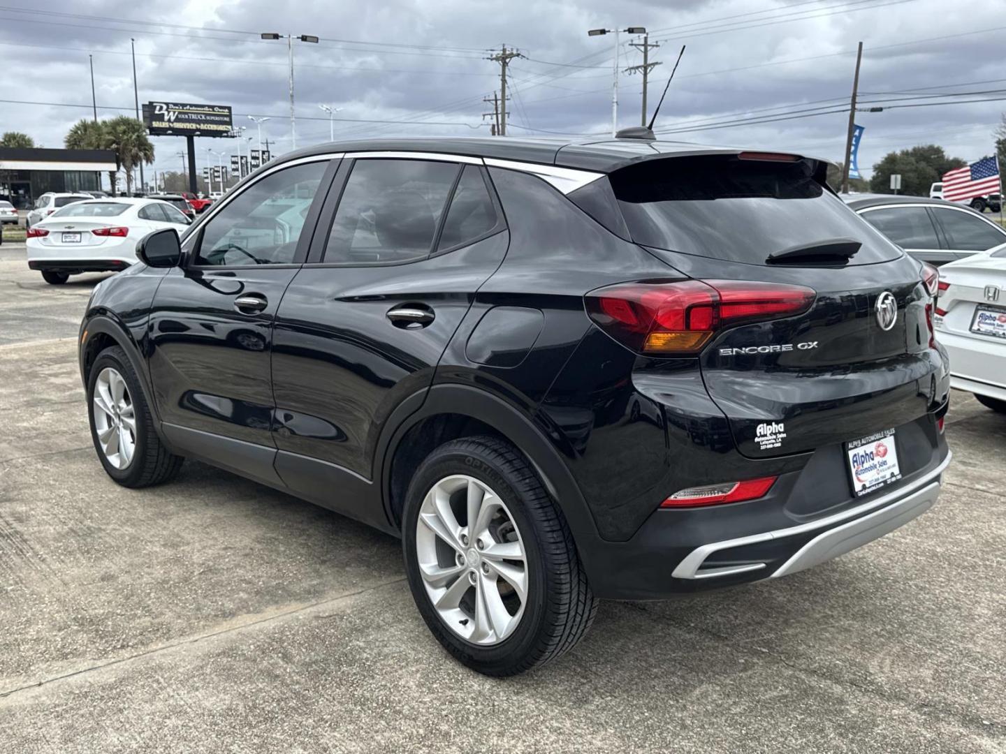 2021 Black /Ebony with Ebony interior accents Buick Encore GX FWD 4dr Preferred (KL4MMBS25MB) , Automatic transmission, located at 6904 Johnston St., Lafayette, LA, 70503, (337) 988-1960, 30.143589, -92.100601 - Photo#4