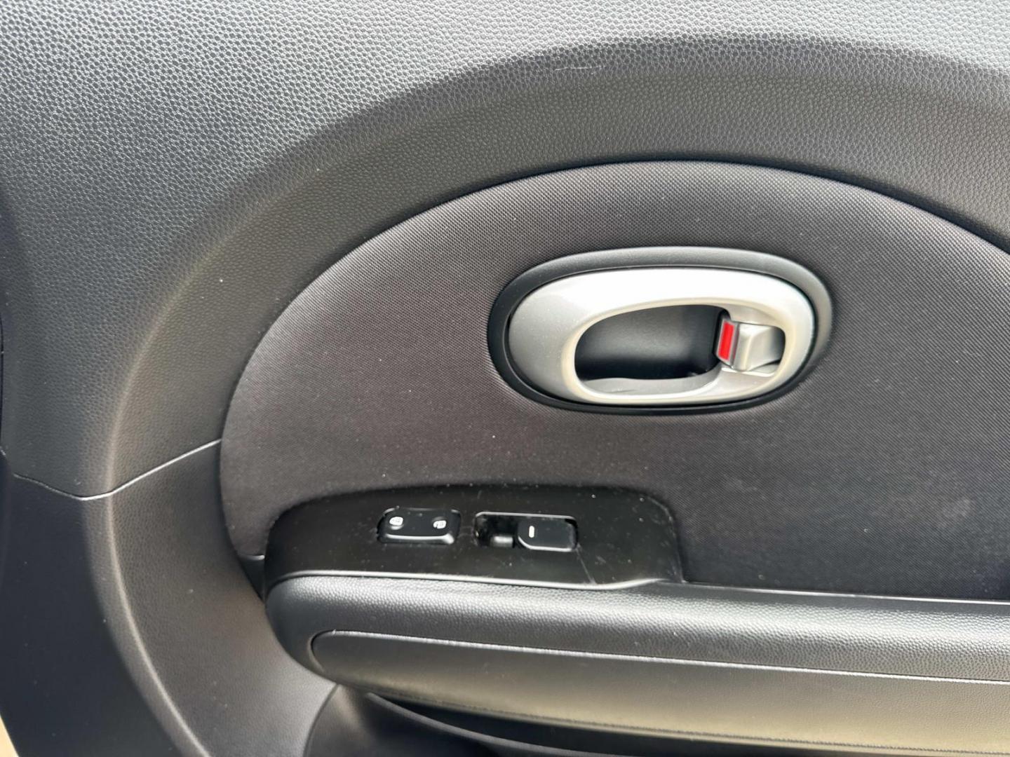 2015 Brown /Black Kia Soul 5dr Wgn Auto Base (KNDJN2A27F7) , Automatic transmission, located at 6904 Johnston St., Lafayette, LA, 70503, (337) 988-1960, 30.143589, -92.100601 - Photo#13