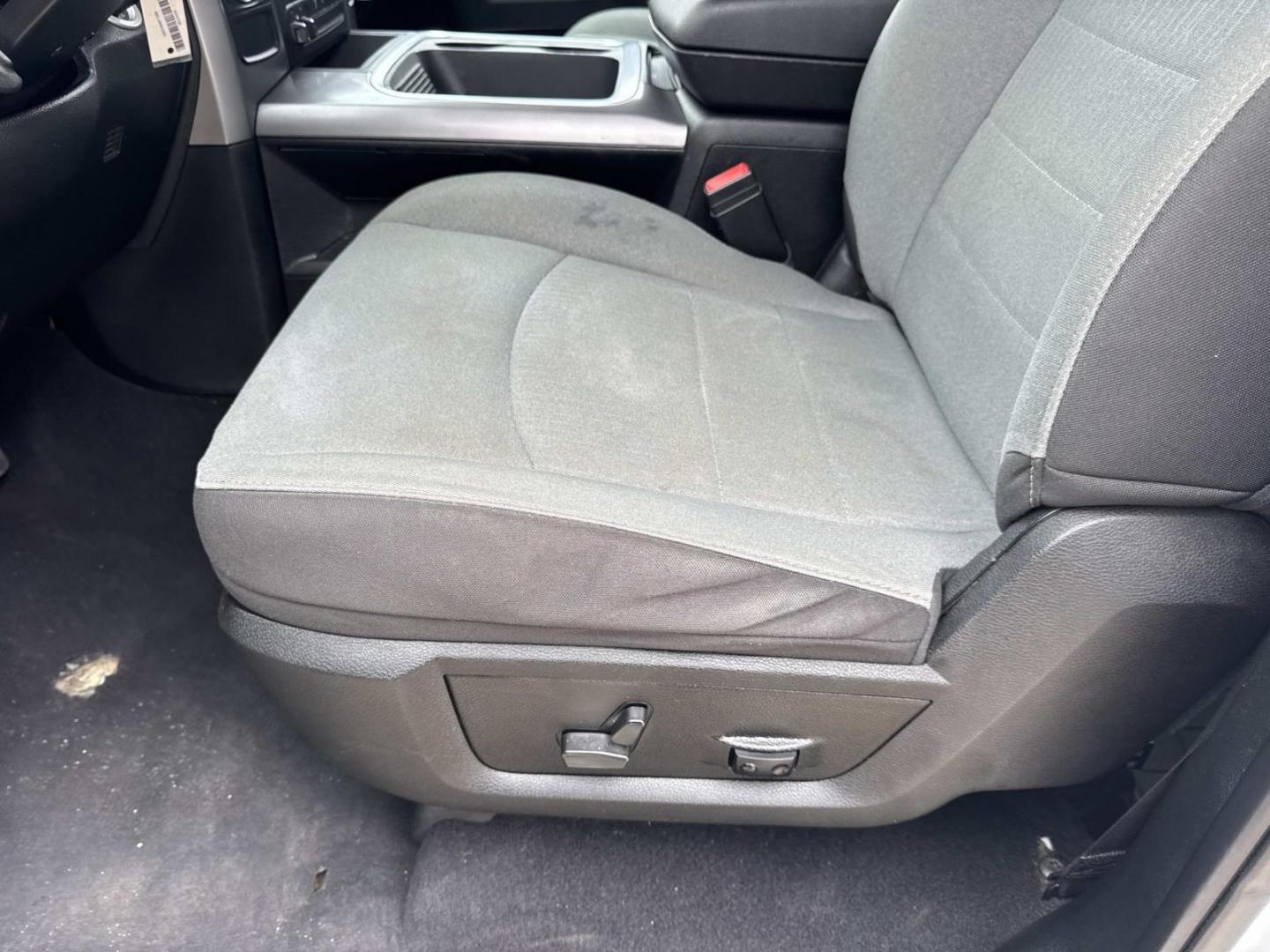 2023 Bright White Clearcoat /Diesel Gray/Black Ram 1500 Classic SLT 4x2 Crew Cab 5'7 Box (1C6RR6LG2PS) , Automatic transmission, located at 6904 Johnston St., Lafayette, LA, 70503, (337) 988-1960, 30.143589, -92.100601 - Photo#17