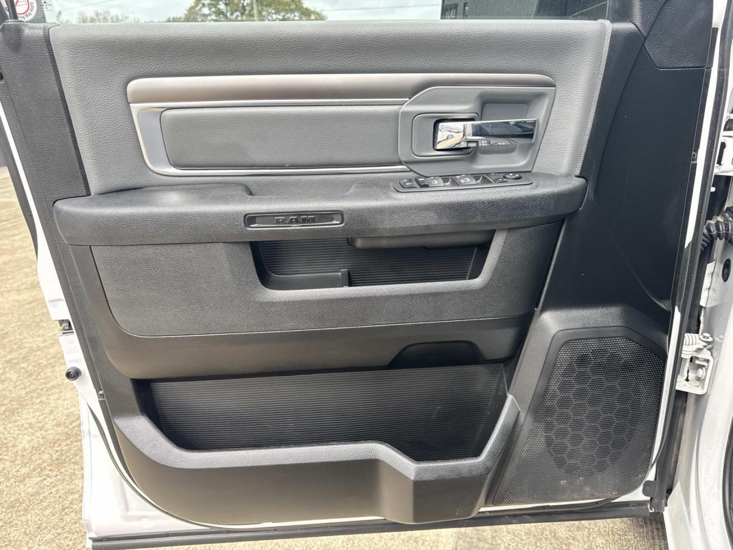 2023 Bright White Clearcoat /Diesel Gray/Black Ram 1500 Classic SLT 4x2 Crew Cab 5'7 Box (1C6RR6LG2PS) , Automatic transmission, located at 6904 Johnston St., Lafayette, LA, 70503, (337) 988-1960, 30.143589, -92.100601 - Photo#19