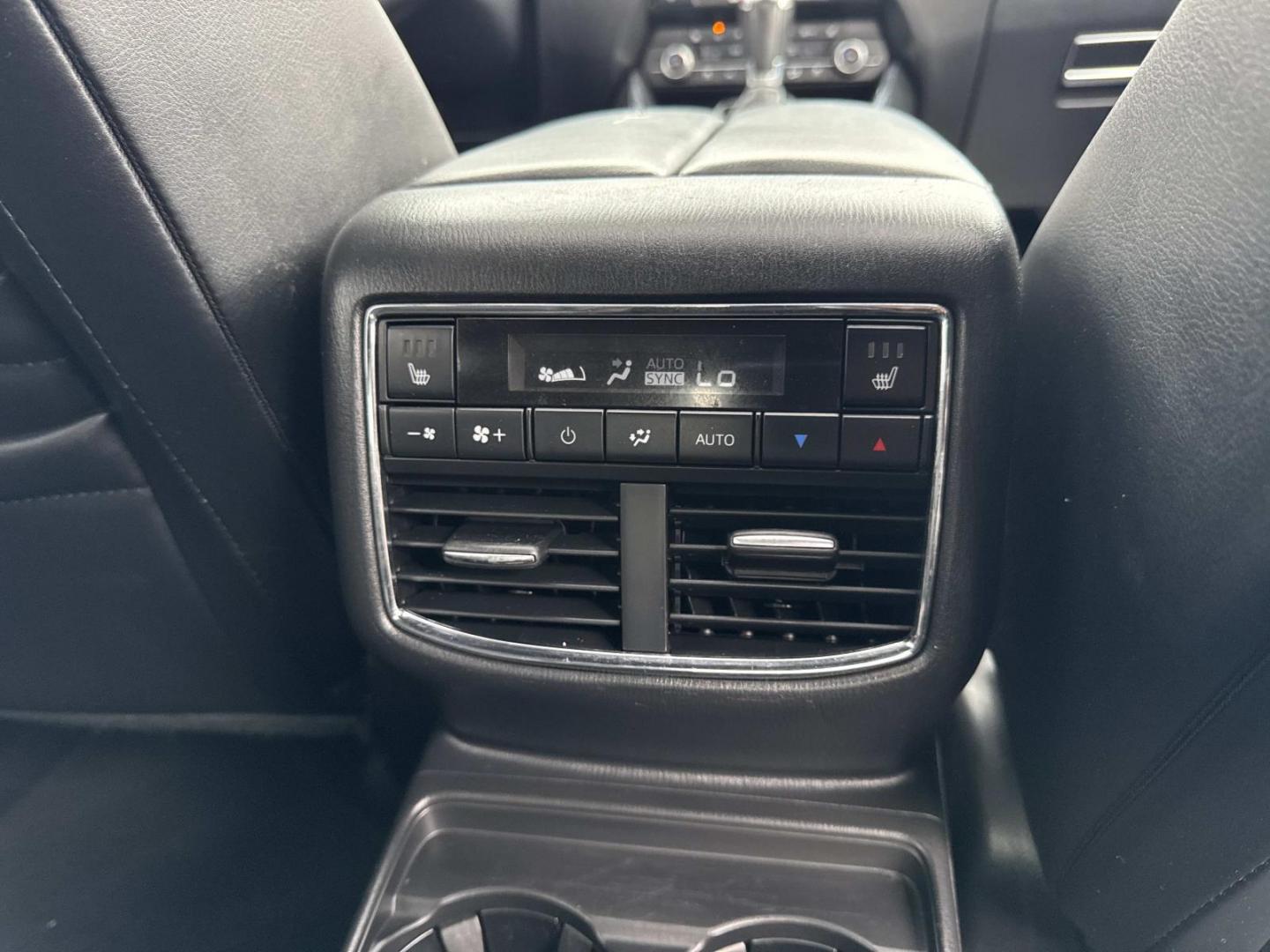 2021 Black /Black Mazda CX-9 Grand Touring FWD (JM3TCADY7M0) , Automatic transmission, located at 6904 Johnston St., Lafayette, LA, 70503, (337) 988-1960, 30.143589, -92.100601 - Photo#9