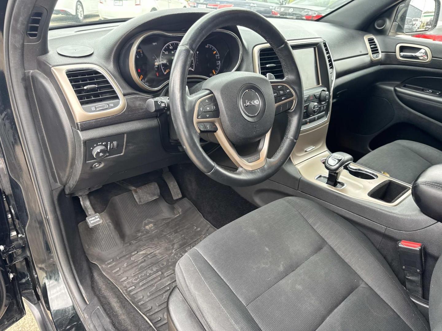 2014 Black /Black Jeep Grand Cherokee 4WD 4dr Laredo (1C4RJFAG3EC) , Automatic transmission, located at 6904 Johnston St., Lafayette, LA, 70503, (337) 988-1960, 30.143589, -92.100601 - Photo#18