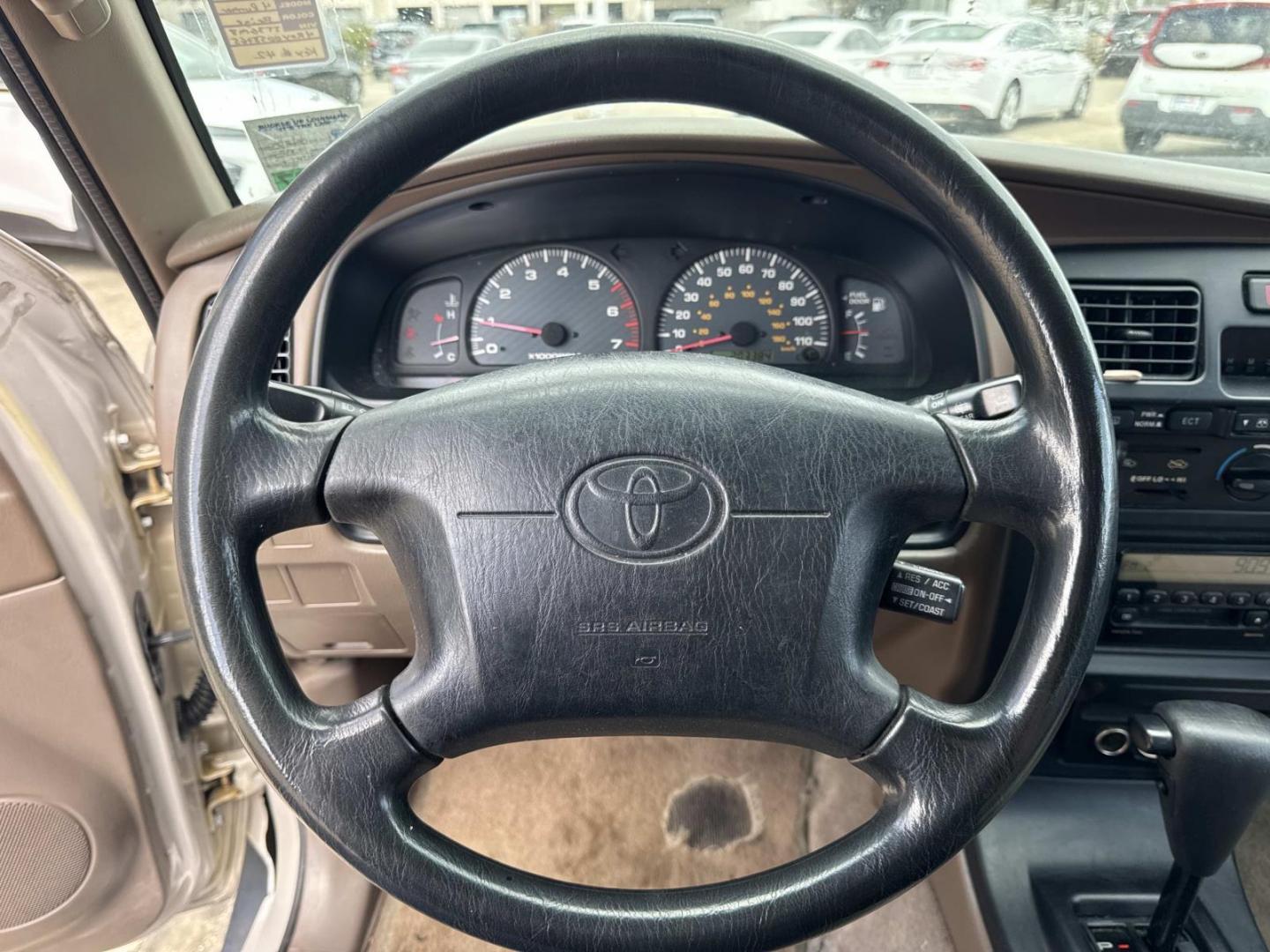 2000 Silver /Gray Toyota 4Runner 4dr Auto (JT3GM84R0Y0) , Automatic transmission, located at 6904 Johnston St., Lafayette, LA, 70503, (337) 988-1960, 30.143589, -92.100601 - Photo#21