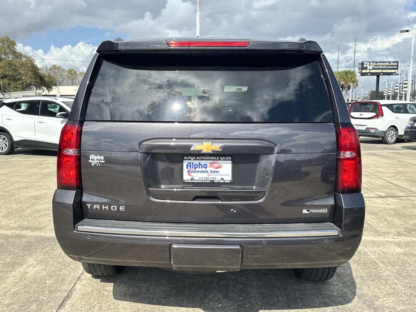 2017 Black /Black Chevrolet Tahoe 4WD 4dr Premier (1GNSKCKC0HR) , Automatic transmission, located at 6904 Johnston St., Lafayette, LA, 70503, (337) 988-1960, 30.143589, -92.100601 - Photo#5