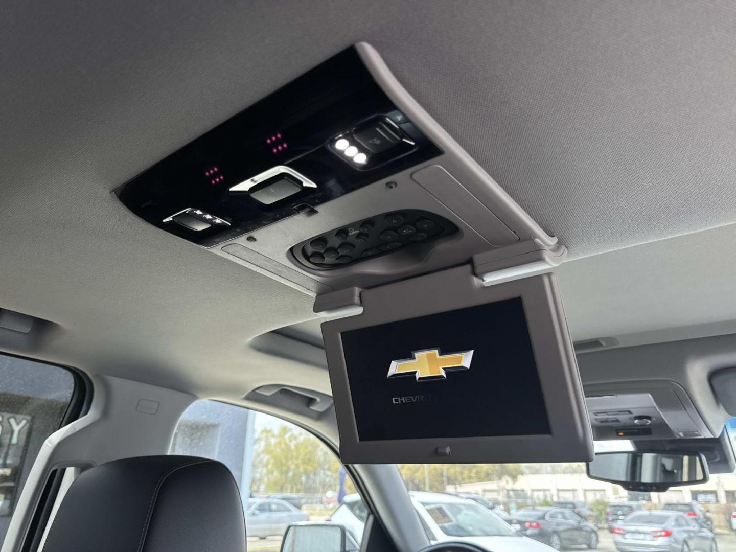 2017 Black /Black Chevrolet Tahoe 4WD 4dr Premier (1GNSKCKC0HR) , Automatic transmission, located at 6904 Johnston St., Lafayette, LA, 70503, (337) 988-1960, 30.143589, -92.100601 - Photo#9