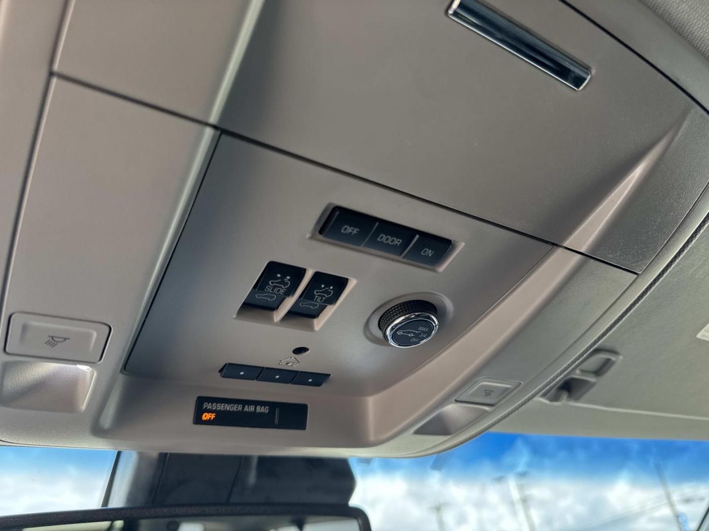 2017 Black /Black Chevrolet Tahoe 4WD 4dr Premier (1GNSKCKC0HR) , Automatic transmission, located at 6904 Johnston St., Lafayette, LA, 70503, (337) 988-1960, 30.143589, -92.100601 - Photo#29