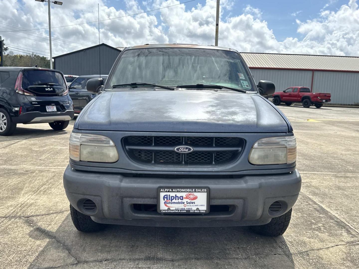 2001 Blue /Tan Ford Explorer 4dr 112 WB XLS (1FMZU62E41Z) , Automatic transmission, located at 6904 Johnston St., Lafayette, LA, 70503, (337) 988-1960, 30.143589, -92.100601 - Photo#1