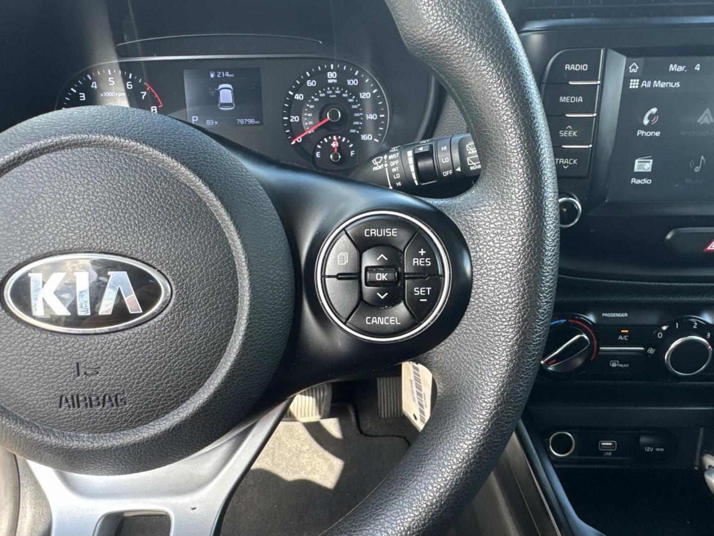 2021 White /Black/Gray Kia Soul S IVT (KNDJ23AUXM7) , Automatic transmission, located at 6904 Johnston St., Lafayette, LA, 70503, (337) 988-1960, 30.143589, -92.100601 - Photo#22