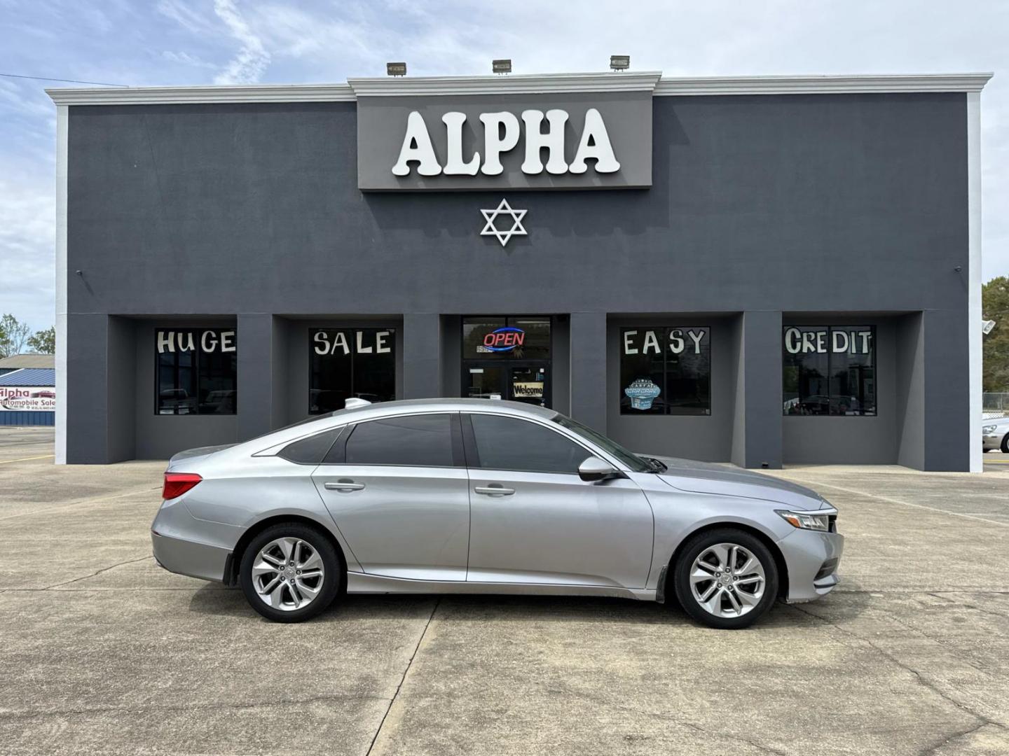 2020 Silver /Black Honda Accord Sedan LX 1.5T CVT (1HGCV1F11LA) , Automatic transmission, located at 6904 Johnston St., Lafayette, LA, 70503, (337) 988-1960, 30.143589, -92.100601 - Photo#0