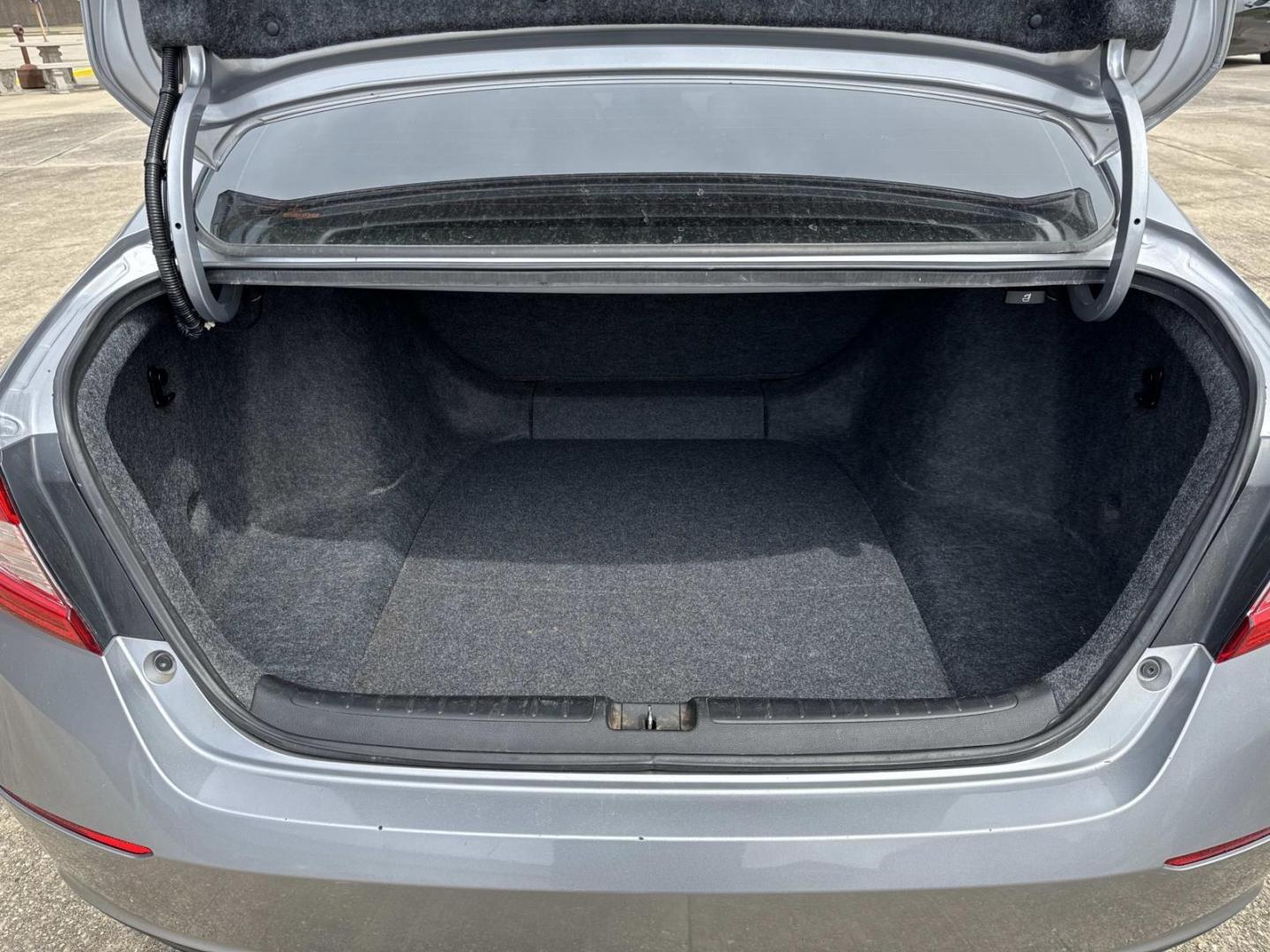 2020 Silver /Black Honda Accord Sedan LX 1.5T CVT (1HGCV1F11LA) , Automatic transmission, located at 6904 Johnston St., Lafayette, LA, 70503, (337) 988-1960, 30.143589, -92.100601 - Photo#7