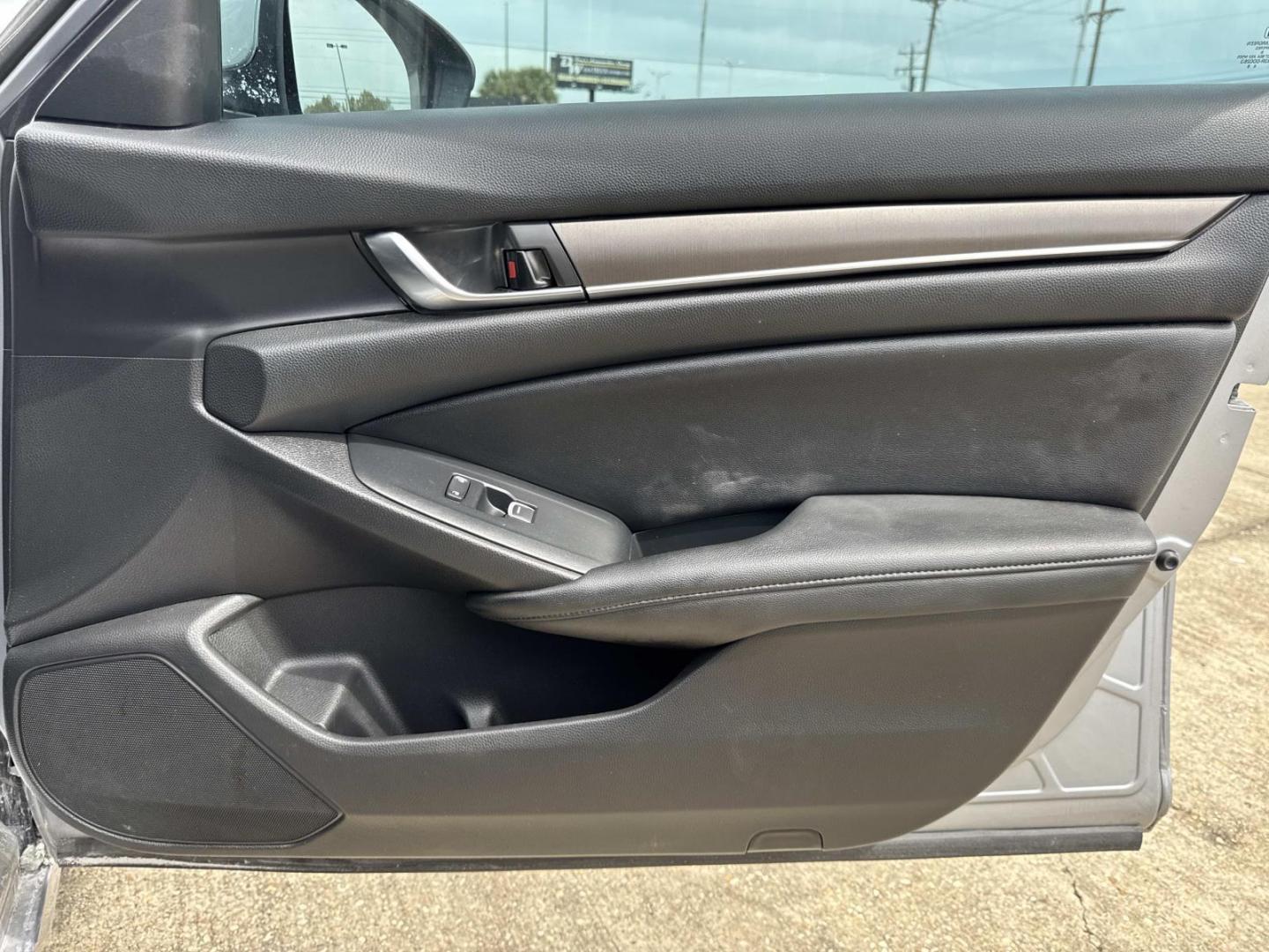 2020 Silver /Black Honda Accord Sedan LX 1.5T CVT (1HGCV1F11LA) , Automatic transmission, located at 6904 Johnston St., Lafayette, LA, 70503, (337) 988-1960, 30.143589, -92.100601 - Photo#12