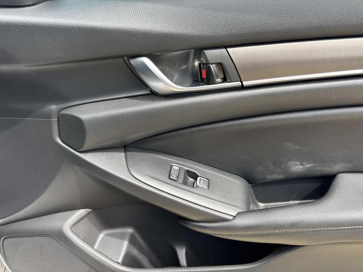 2020 Silver /Black Honda Accord Sedan LX 1.5T CVT (1HGCV1F11LA) , Automatic transmission, located at 6904 Johnston St., Lafayette, LA, 70503, (337) 988-1960, 30.143589, -92.100601 - Photo#13