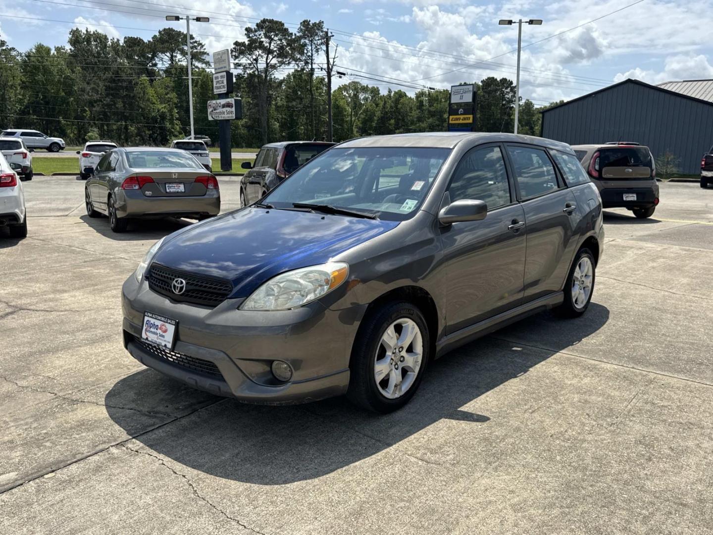 2007 Gray /Stone Toyota Matrix 5dr Wgn Auto STD (Natl) (2T1KR32E27C) , Automatic transmission, located at 6904 Johnston St., Lafayette, LA, 70503, (337) 988-1960, 30.143589, -92.100601 - Photo#2