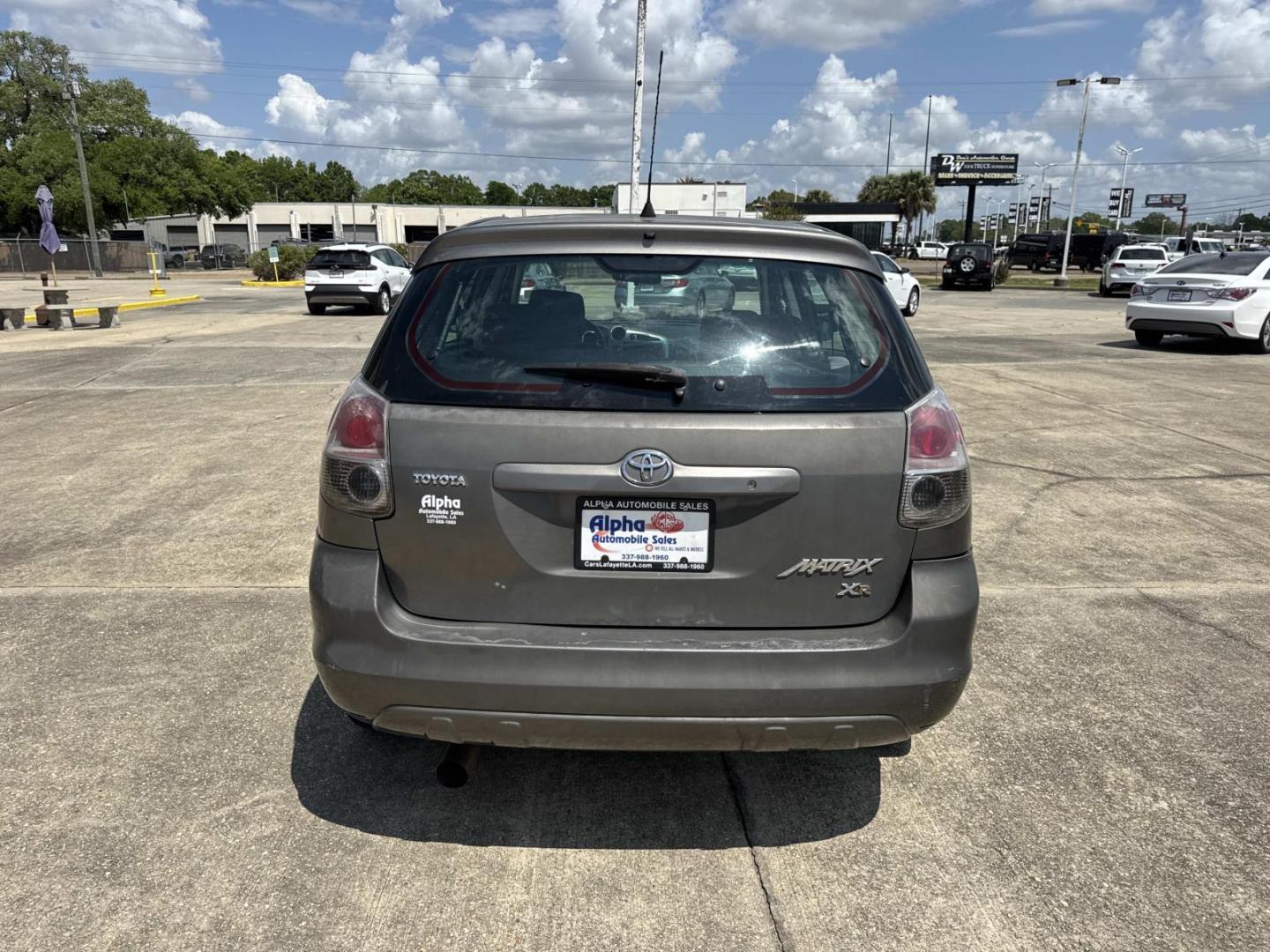 2007 Gray /Stone Toyota Matrix 5dr Wgn Auto STD (Natl) (2T1KR32E27C) , Automatic transmission, located at 6904 Johnston St., Lafayette, LA, 70503, (337) 988-1960, 30.143589, -92.100601 - Photo#5