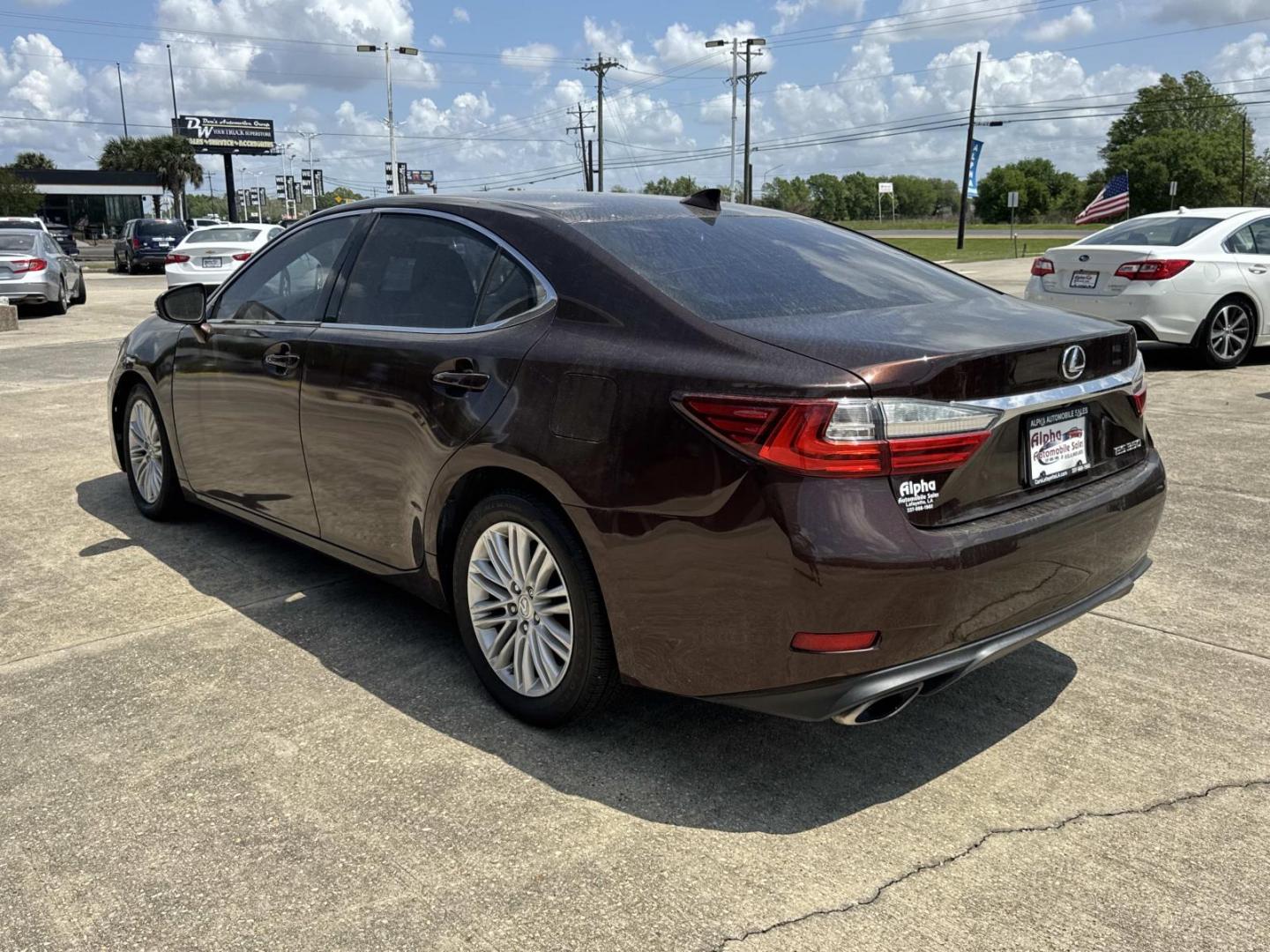 2016 Brown /Tan Lexus ES 350 4dr Sdn (58ABK1GG7GU) , Automatic transmission, located at 6904 Johnston St., Lafayette, LA, 70503, (337) 988-1960, 30.143589, -92.100601 - Photo#4