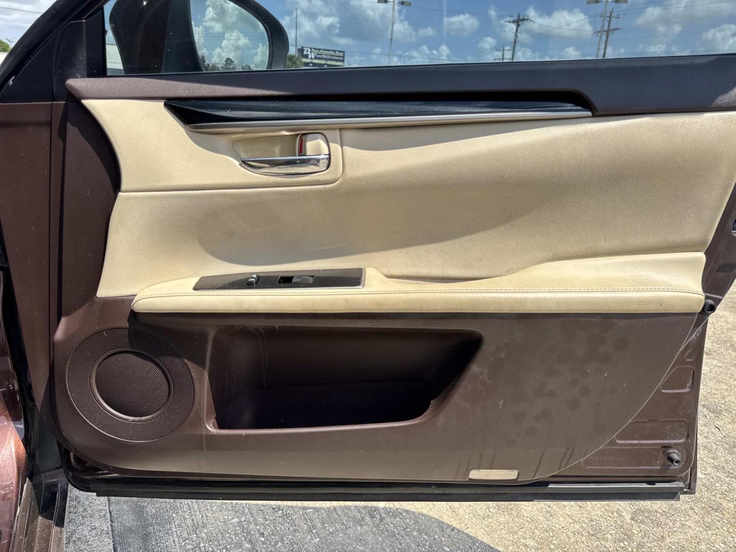2016 Brown /Tan Lexus ES 350 4dr Sdn (58ABK1GG7GU) , Automatic transmission, located at 6904 Johnston St., Lafayette, LA, 70503, (337) 988-1960, 30.143589, -92.100601 - Photo#13