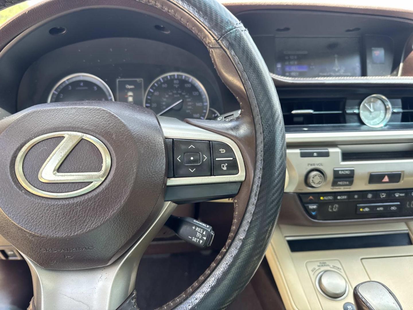 2016 Brown /Tan Lexus ES 350 4dr Sdn (58ABK1GG7GU) , Automatic transmission, located at 6904 Johnston St., Lafayette, LA, 70503, (337) 988-1960, 30.143589, -92.100601 - Photo#24