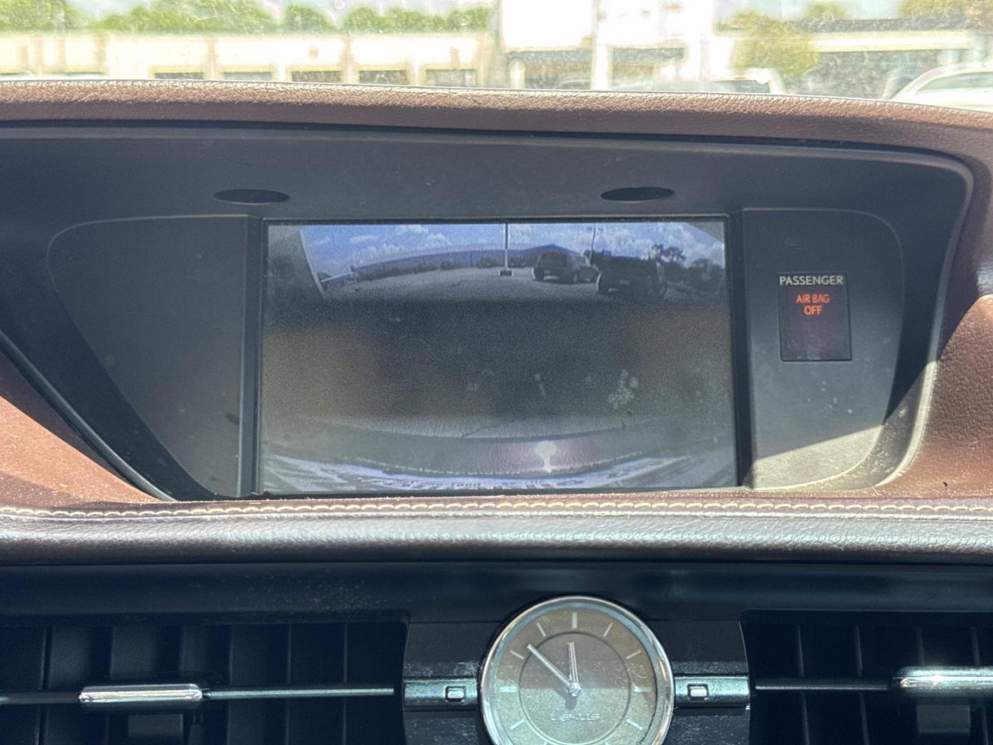 2016 Brown /Tan Lexus ES 350 4dr Sdn (58ABK1GG7GU) , Automatic transmission, located at 6904 Johnston St., Lafayette, LA, 70503, (337) 988-1960, 30.143589, -92.100601 - Photo#26