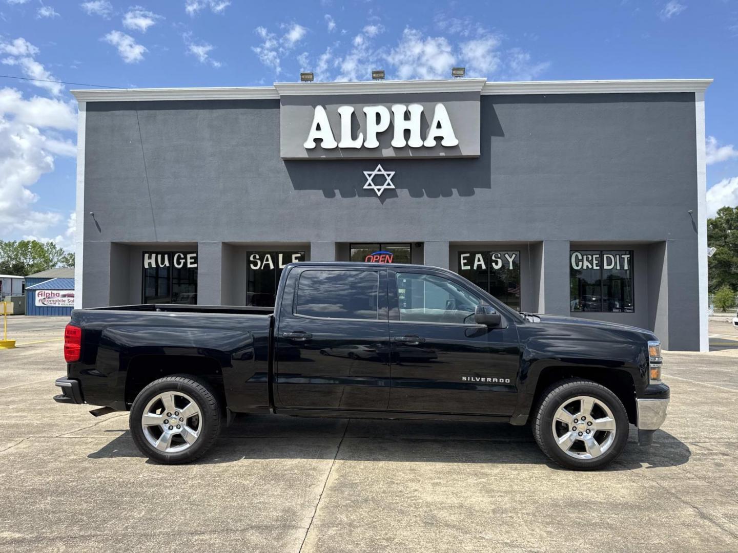 2014 Black /Jet Black Chevrolet Silverado 1500 2WD Crew Cab 143.5 LT w/1LT (3GCPCREC5EG) , Automatic transmission, located at 6904 Johnston St., Lafayette, LA, 70503, (337) 988-1960, 30.143589, -92.100601 - Photo#0