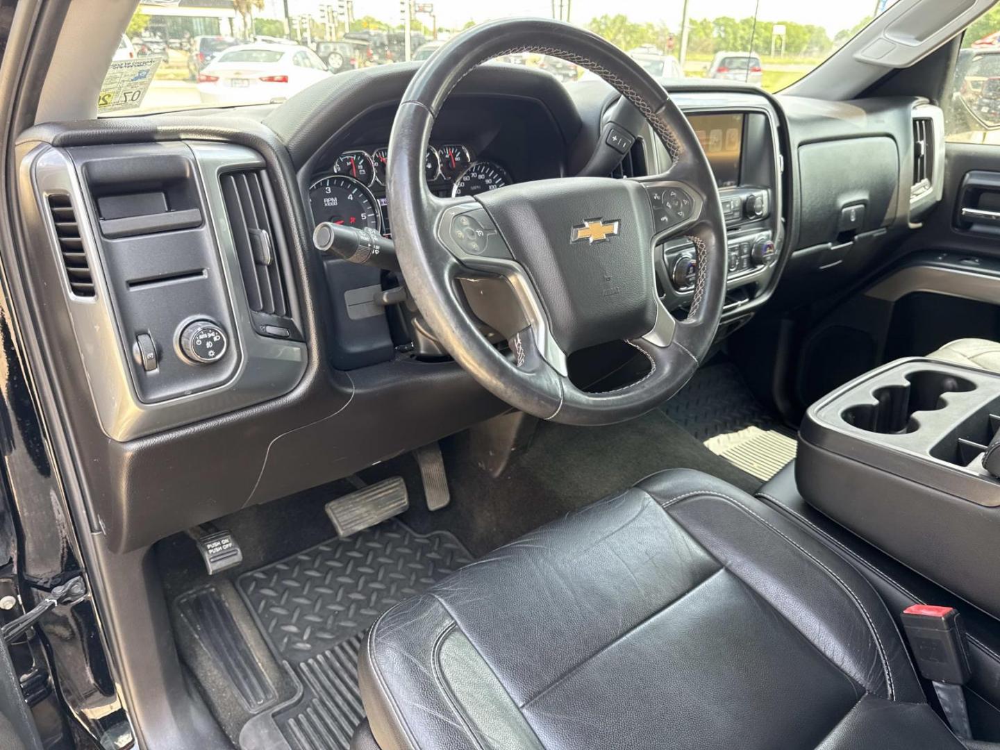 2014 Black /Jet Black Chevrolet Silverado 1500 2WD Crew Cab 143.5 LT w/1LT (3GCPCREC5EG) , Automatic transmission, located at 6904 Johnston St., Lafayette, LA, 70503, (337) 988-1960, 30.143589, -92.100601 - Photo#16