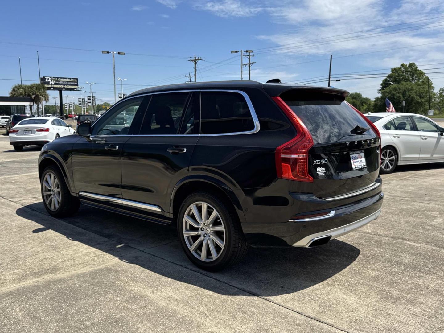 2017 Black /Black Volvo XC90 T6 AWD 7-Passenger Inscription (YV4A22PL9H1) , Automatic transmission, located at 6904 Johnston St., Lafayette, LA, 70503, (337) 988-1960, 30.143589, -92.100601 - Photo#4