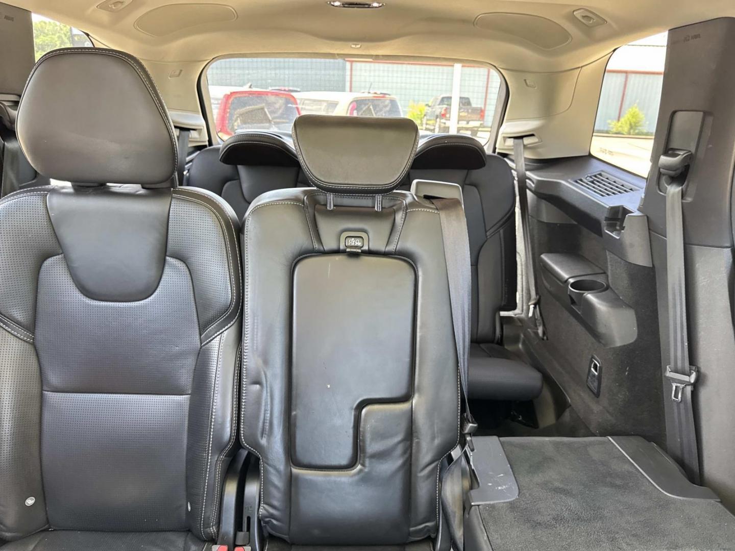 2017 Black /Black Volvo XC90 T6 AWD 7-Passenger Inscription (YV4A22PL9H1) , Automatic transmission, located at 6904 Johnston St., Lafayette, LA, 70503, (337) 988-1960, 30.143589, -92.100601 - Photo#8