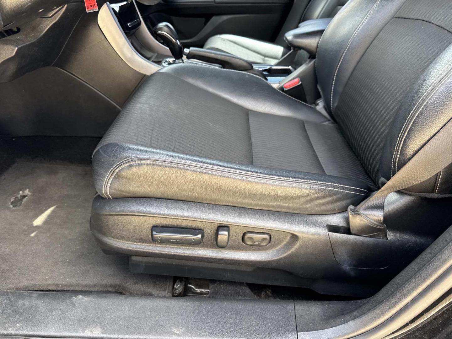 2017 Black /Black Honda Accord Sedan Sport CVT (1HGCR2F53HA) , Automatic transmission, located at 6904 Johnston St., Lafayette, LA, 70503, (337) 988-1960, 30.143589, -92.100601 - Photo#14