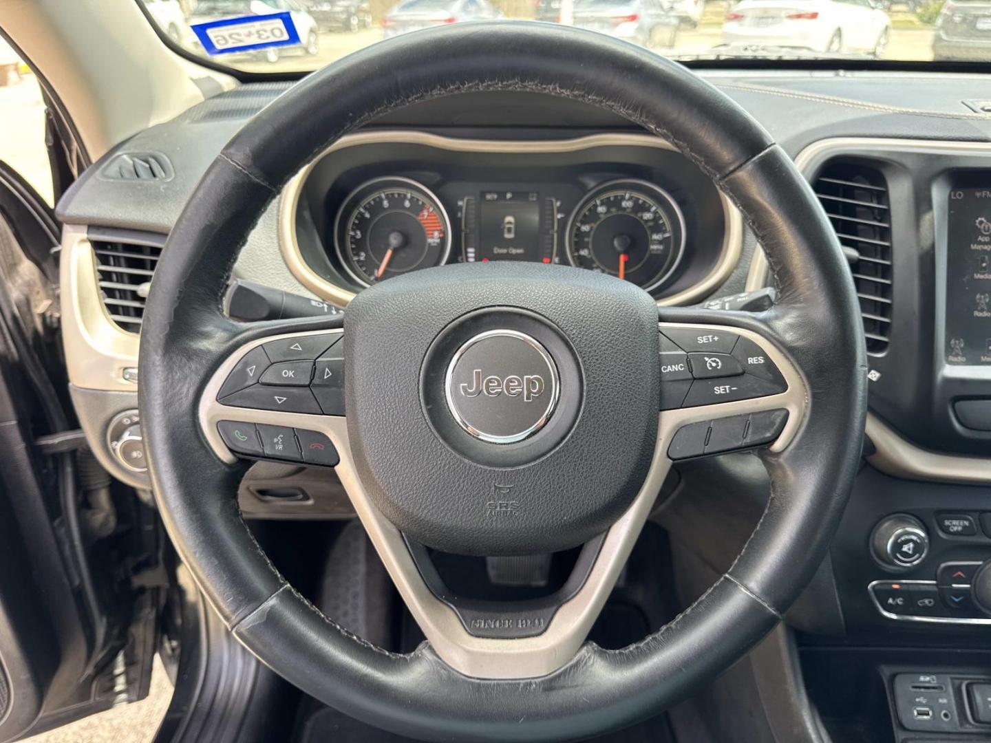 2016 Black /Black Jeep Cherokee FWD 4dr Altitude *Ltd Avail* (1C4PJLCS8GW) , Automatic transmission, located at 6904 Johnston St., Lafayette, LA, 70503, (337) 988-1960, 30.143589, -92.100601 - Photo#20