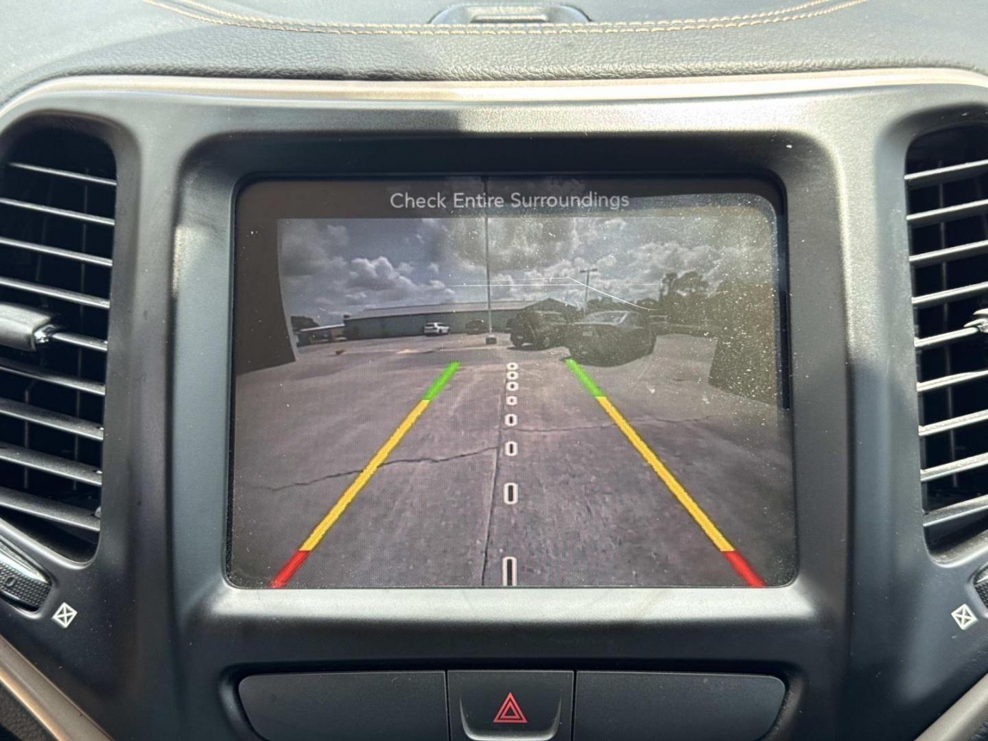 2016 Black /Black Jeep Cherokee FWD 4dr Altitude *Ltd Avail* (1C4PJLCS8GW) , Automatic transmission, located at 6904 Johnston St., Lafayette, LA, 70503, (337) 988-1960, 30.143589, -92.100601 - Photo#24