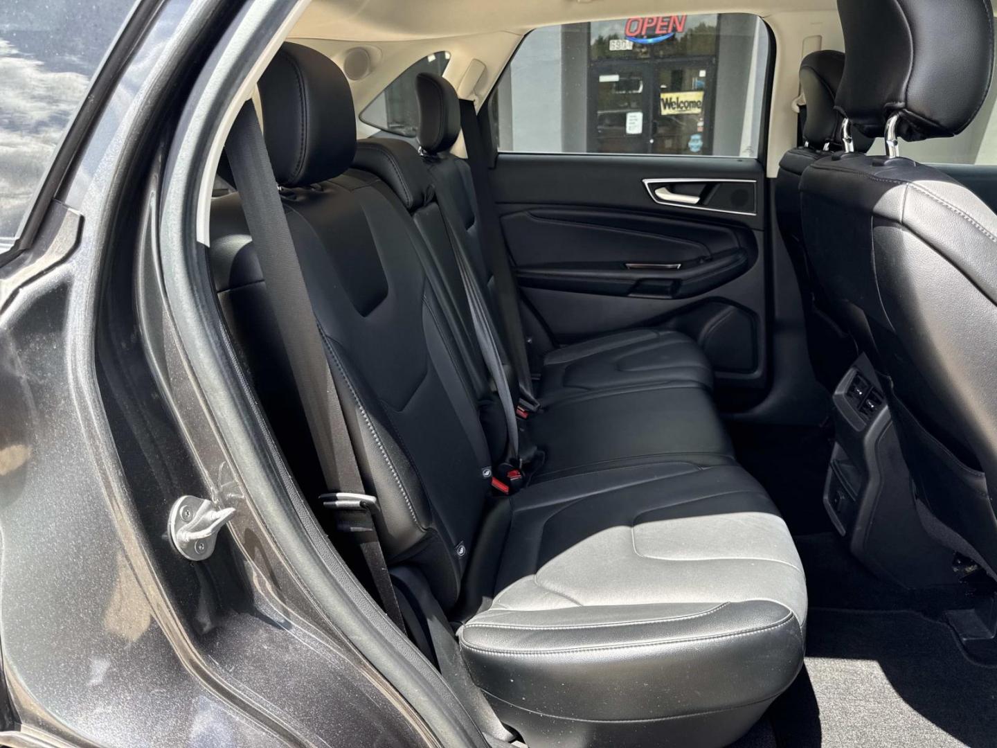 2017 Gray /Black Ford Edge Titanium FWD (2FMPK3K9XHB) , Automatic transmission, located at 6904 Johnston St., Lafayette, LA, 70503, (337) 988-1960, 30.143589, -92.100601 - Photo#8