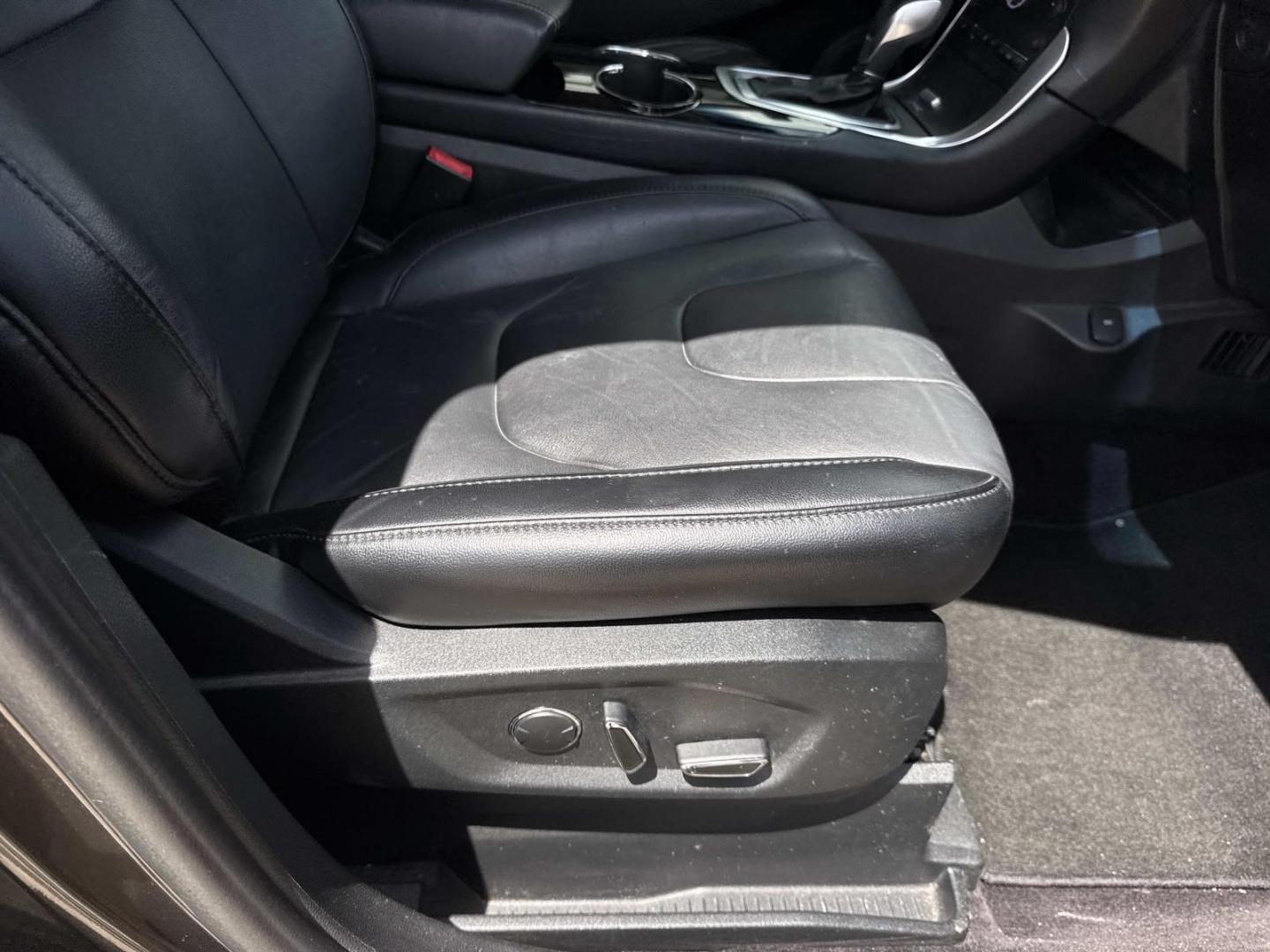 2017 Gray /Black Ford Edge Titanium FWD (2FMPK3K9XHB) , Automatic transmission, located at 6904 Johnston St., Lafayette, LA, 70503, (337) 988-1960, 30.143589, -92.100601 - Photo#10