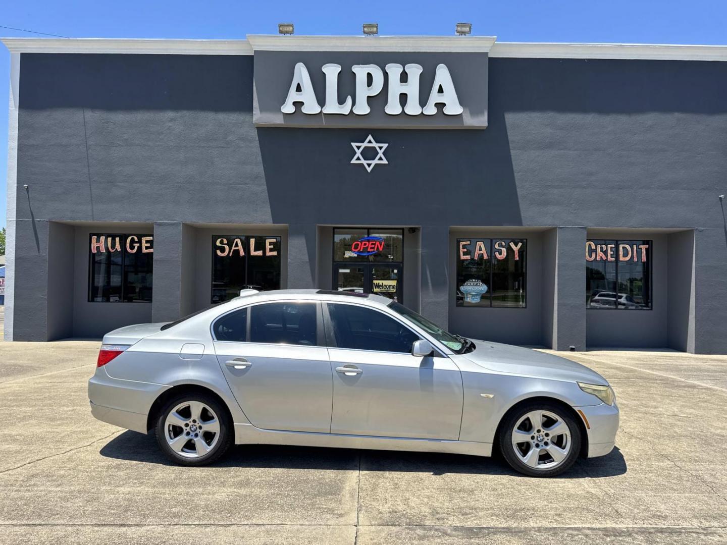 2008 Titanium Silver Metallic /Gray BMW 5 Series 4dr Sdn 535xi AWD (WBANV93548C) , Automatic transmission, located at 6904 Johnston St., Lafayette, LA, 70503, (337) 988-1960, 30.143589, -92.100601 - Photo#0