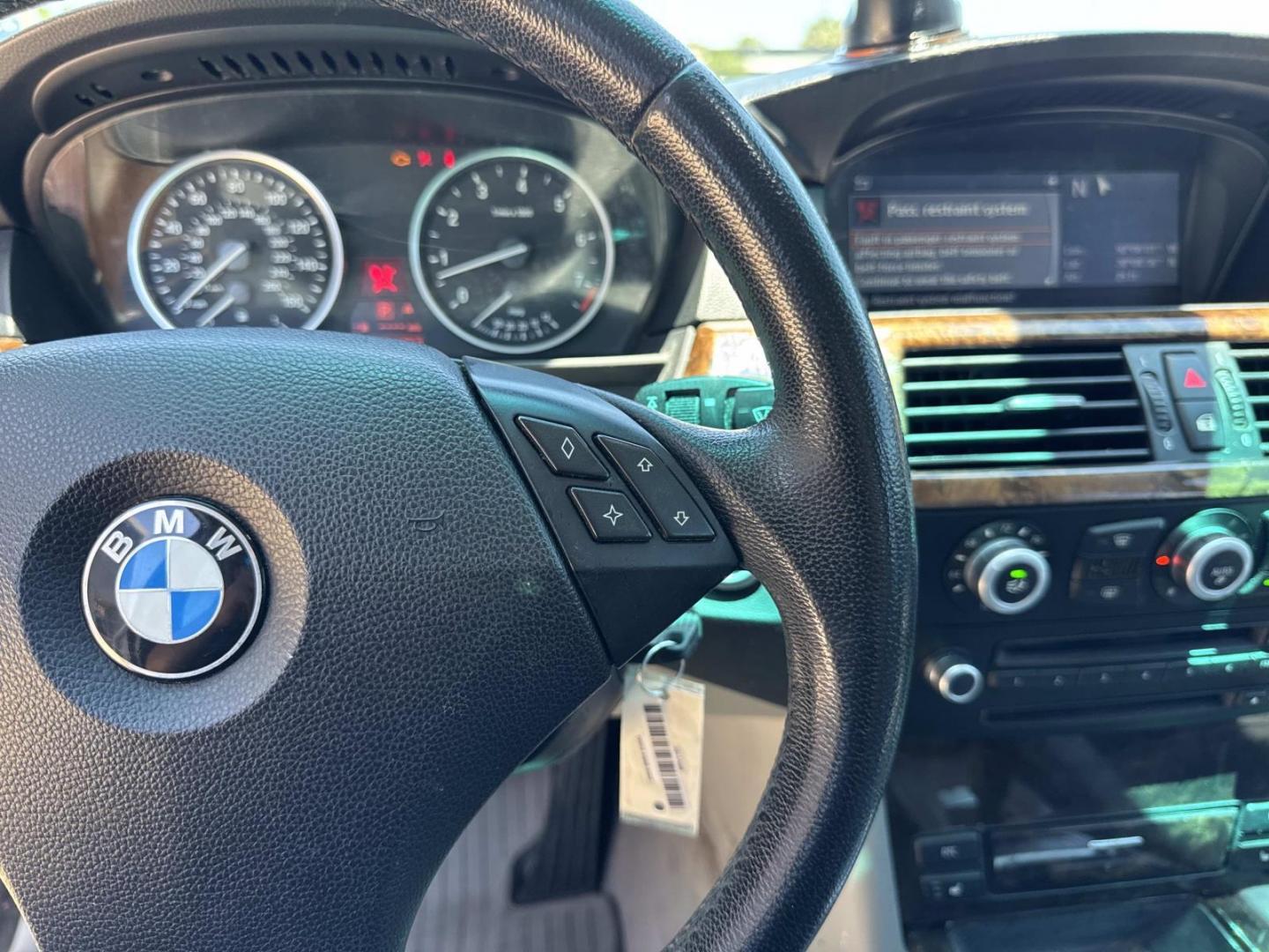 2008 Titanium Silver Metallic /Gray BMW 5 Series 4dr Sdn 535xi AWD (WBANV93548C) , Automatic transmission, located at 6904 Johnston St., Lafayette, LA, 70503, (337) 988-1960, 30.143589, -92.100601 - Photo#24