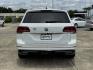 2019 White /Black Volkswagen Atlas 3.6L V6 SE w/Technology R-Line FWD (1V2YR2CA6KC) , Automatic transmission, located at 6904 Johnston St., Lafayette, LA, 70503, (337) 988-1960, 30.143589, -92.100601 - Photo#6