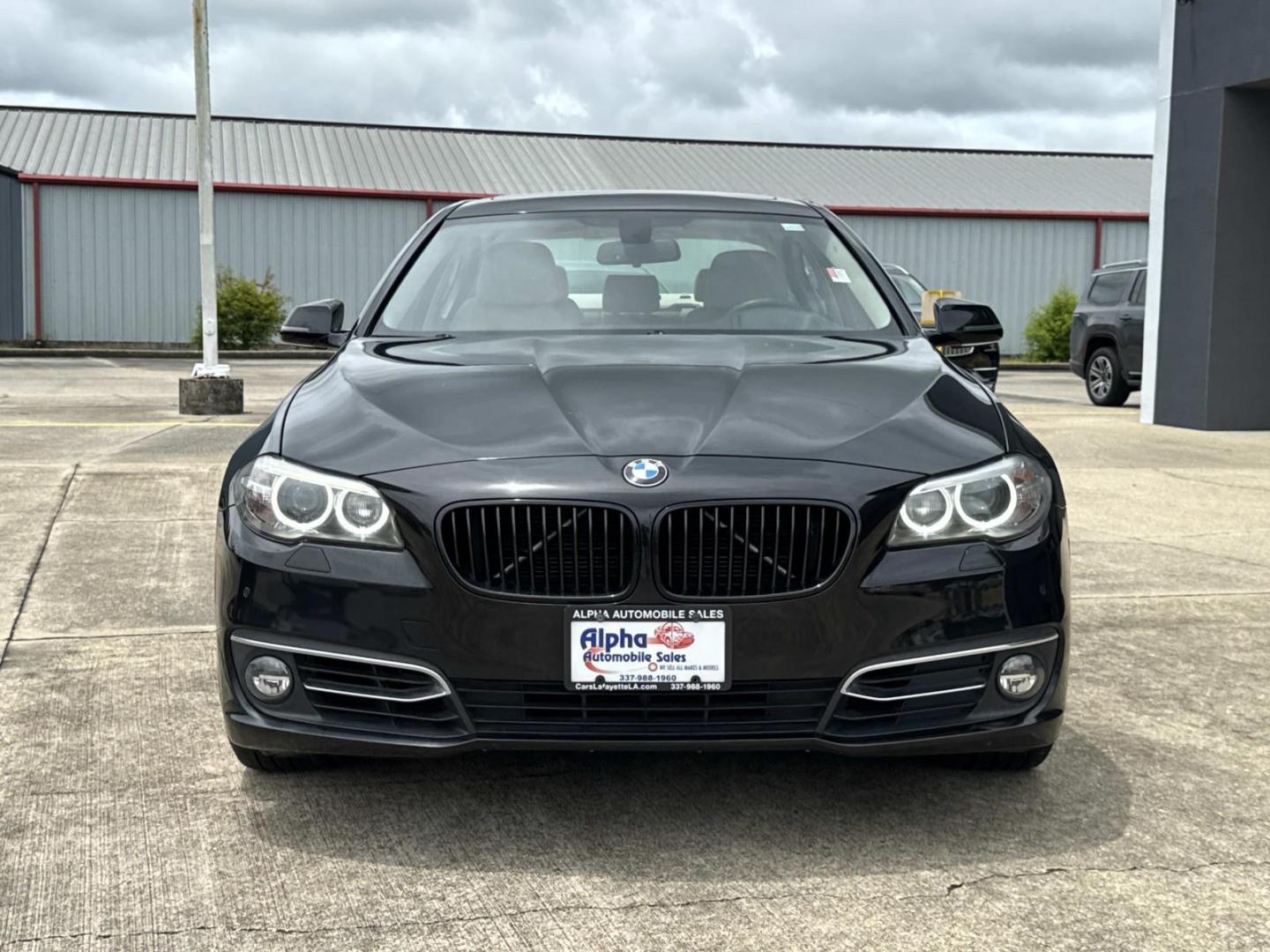 2015 Black /Tan BMW 5 Series 4dr Sdn 528i RWD (WBA5A5C56FD) , Automatic transmission, located at 6904 Johnston St., Lafayette, LA, 70503, (337) 988-1960, 30.143589, -92.100601 - Photo#1