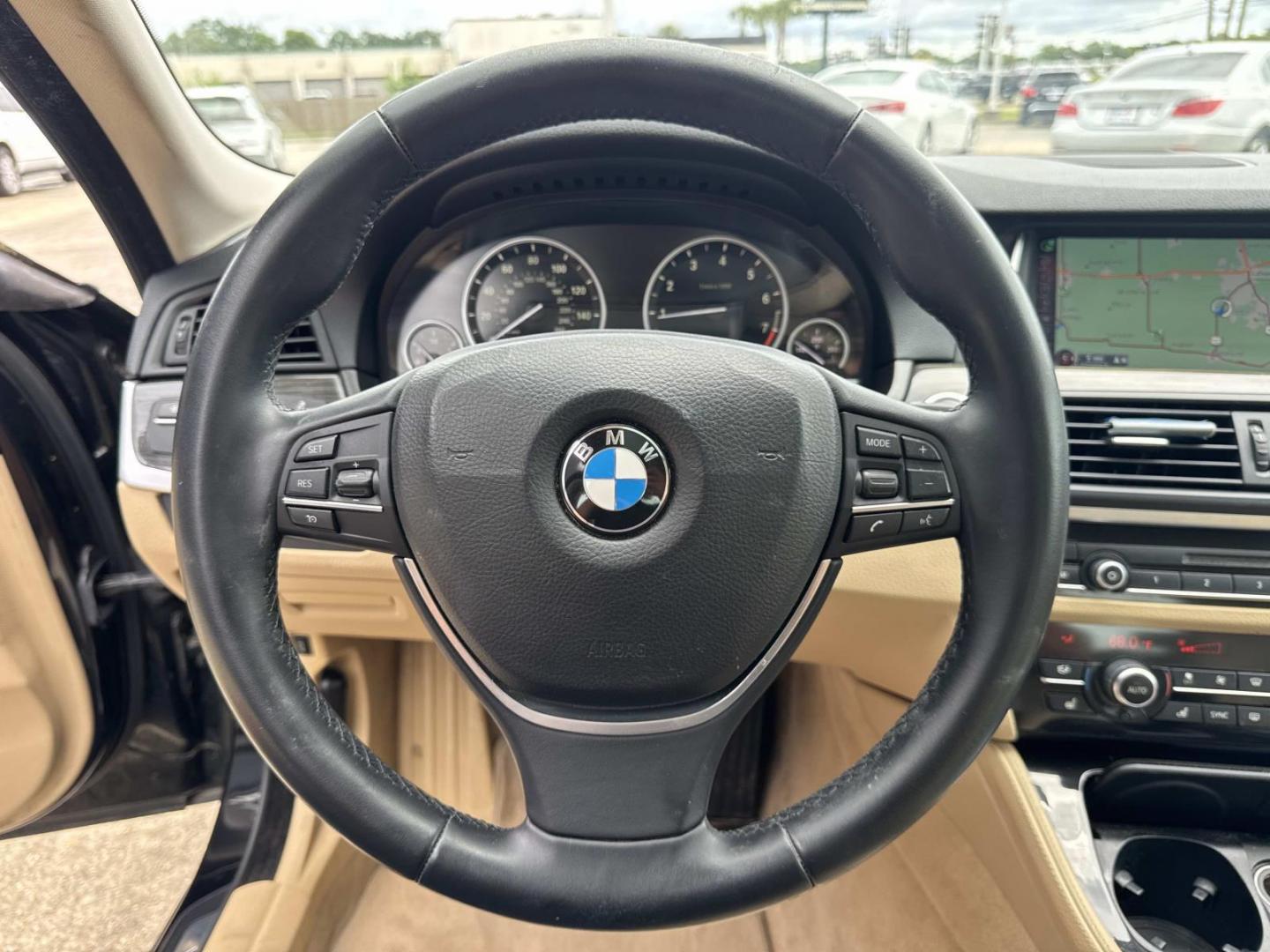2015 Black /Tan BMW 5 Series 4dr Sdn 528i RWD (WBA5A5C56FD) , Automatic transmission, located at 6904 Johnston St., Lafayette, LA, 70503, (337) 988-1960, 30.143589, -92.100601 - Photo#21