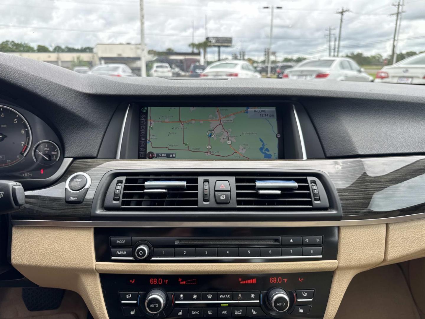 2015 Black /Tan BMW 5 Series 4dr Sdn 528i RWD (WBA5A5C56FD) , Automatic transmission, located at 6904 Johnston St., Lafayette, LA, 70503, (337) 988-1960, 30.143589, -92.100601 - Photo#24