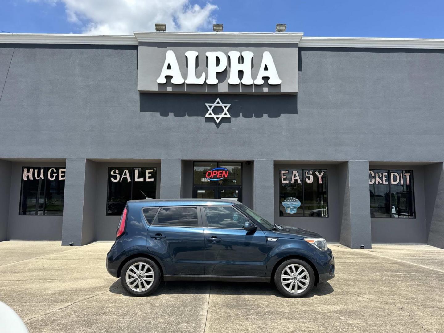 2018 Blue /Black Kia Soul + Auto (KNDJP3A53J7) , Automatic transmission, located at 6904 Johnston St., Lafayette, LA, 70503, (337) 988-1960, 30.143589, -92.100601- Photo#0