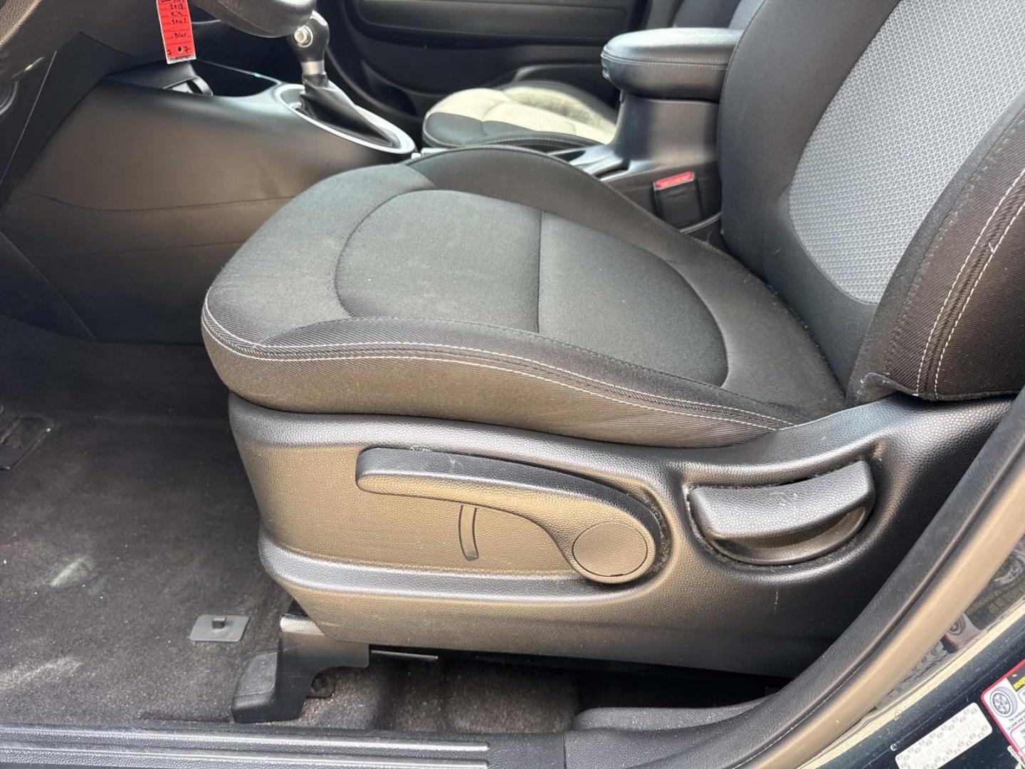 2018 Blue /Black Kia Soul + Auto (KNDJP3A53J7) , Automatic transmission, located at 6904 Johnston St., Lafayette, LA, 70503, (337) 988-1960, 30.143589, -92.100601- Photo#16