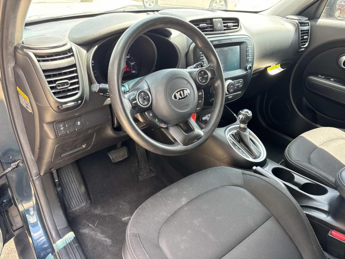 2018 Blue /Black Kia Soul + Auto (KNDJP3A53J7) , Automatic transmission, located at 6904 Johnston St., Lafayette, LA, 70503, (337) 988-1960, 30.143589, -92.100601- Photo#17